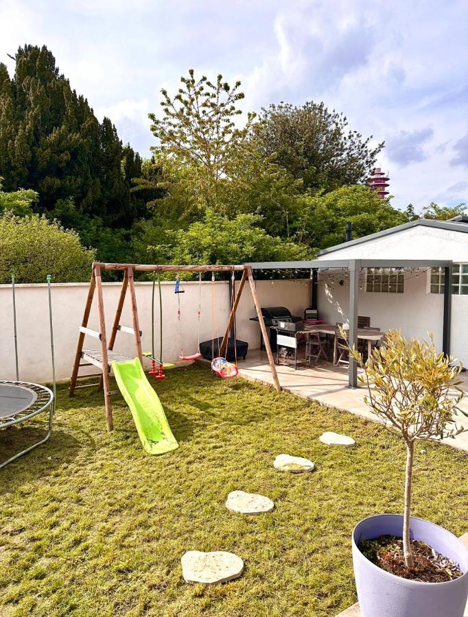 Family Oasis With 3 Bedrooms Near Paris Chennevieres-sur-Marne Exterior photo