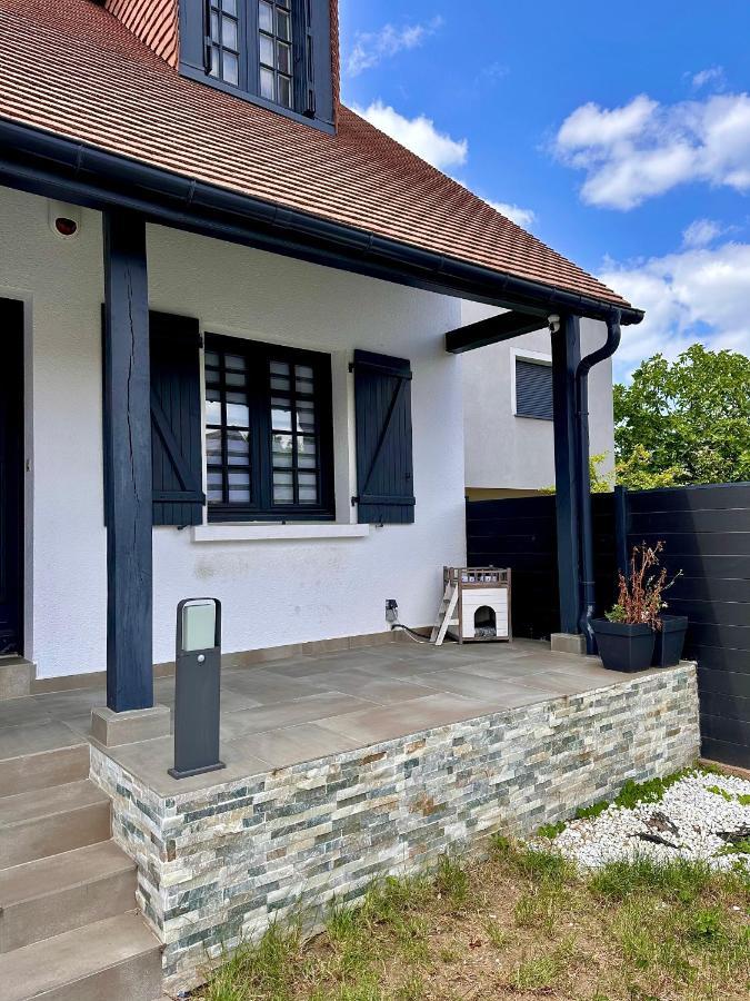 Family Oasis With 3 Bedrooms Near Paris Chennevieres-sur-Marne Exterior photo