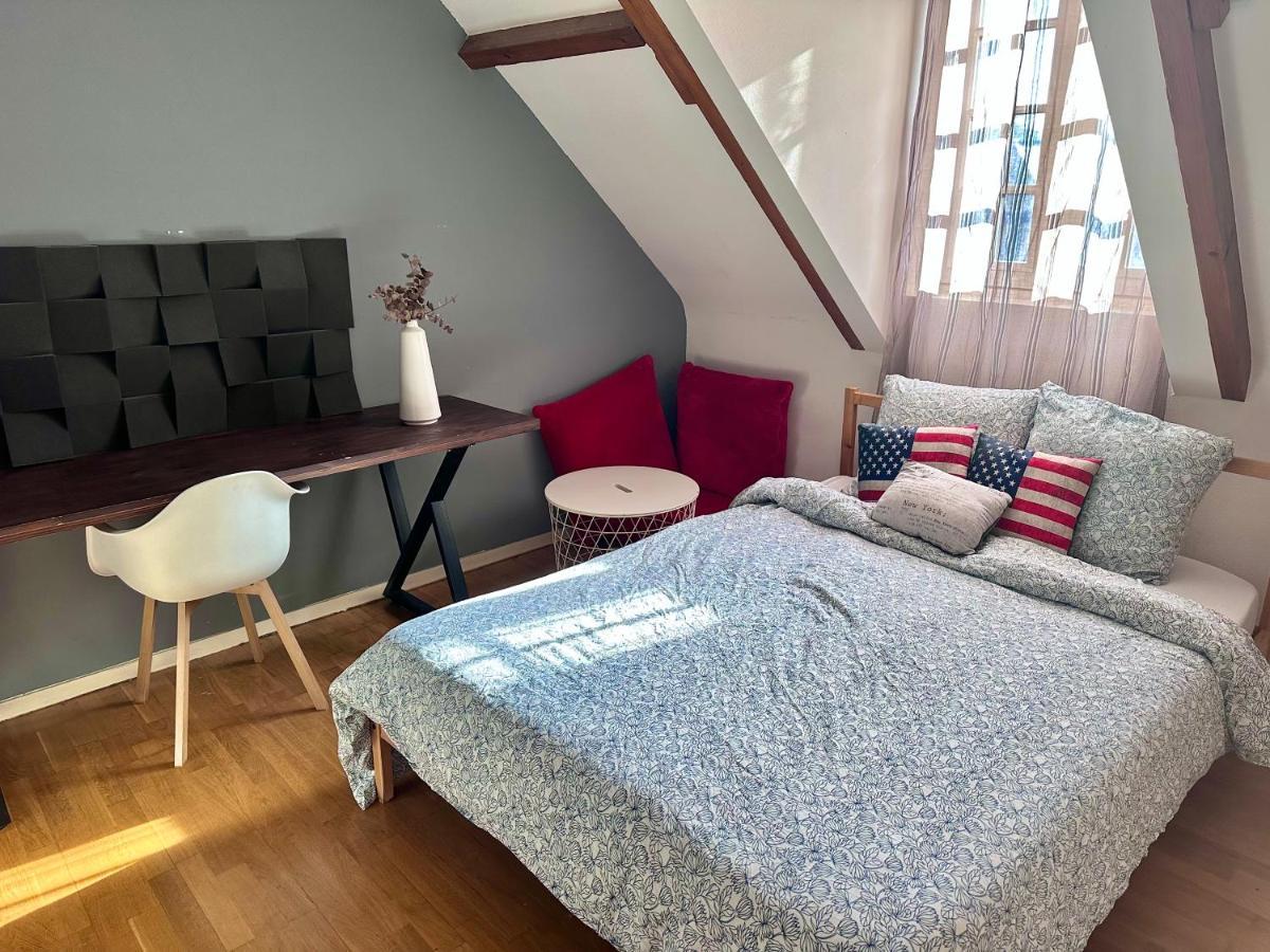 Family Oasis With 3 Bedrooms Near Paris Chennevieres-sur-Marne Exterior photo